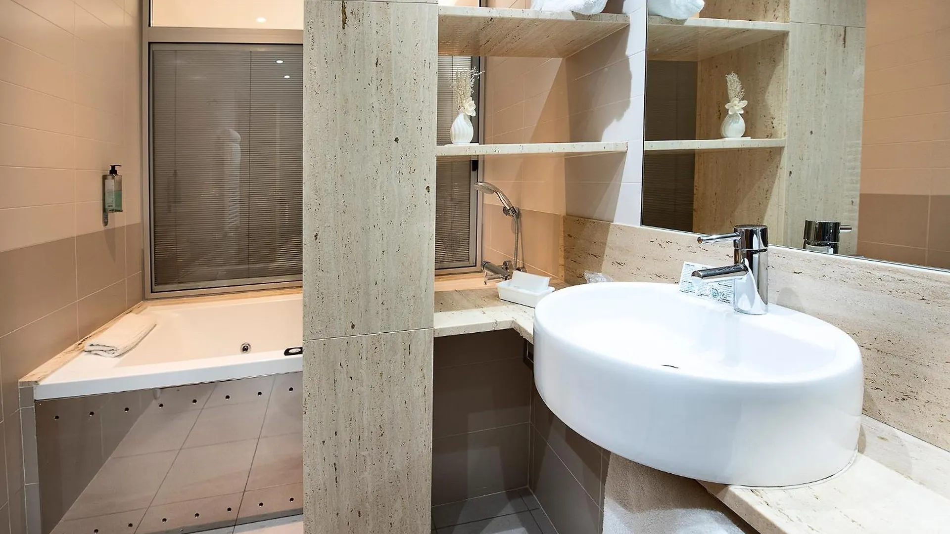 Hotel Palau De Girona Sant Julià De Ramis