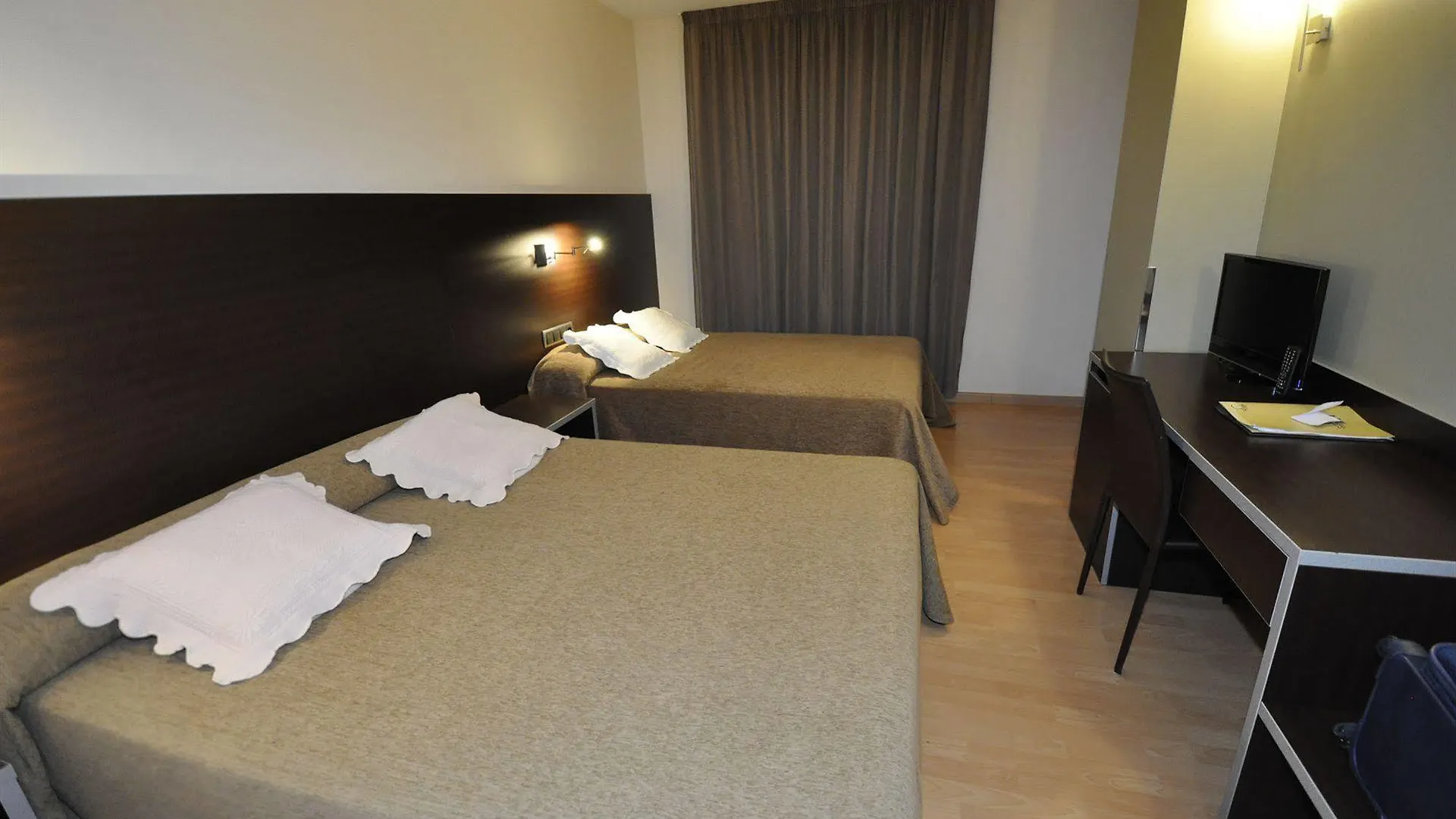 Hotel Palau De Girona Sant Julià De Ramis 4*,  Spagna